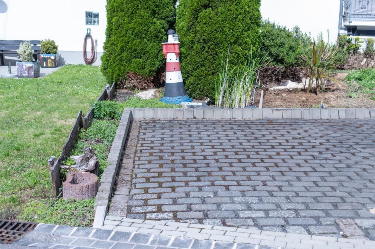 Cozy I Hochwertig Eingerichtet Netflix Parkplatz Nespresso Apartment Longkamp Exterior photo